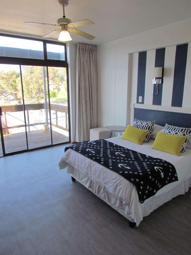 Hoedjiesbaai Hotel Saldanha Bay Номер фото